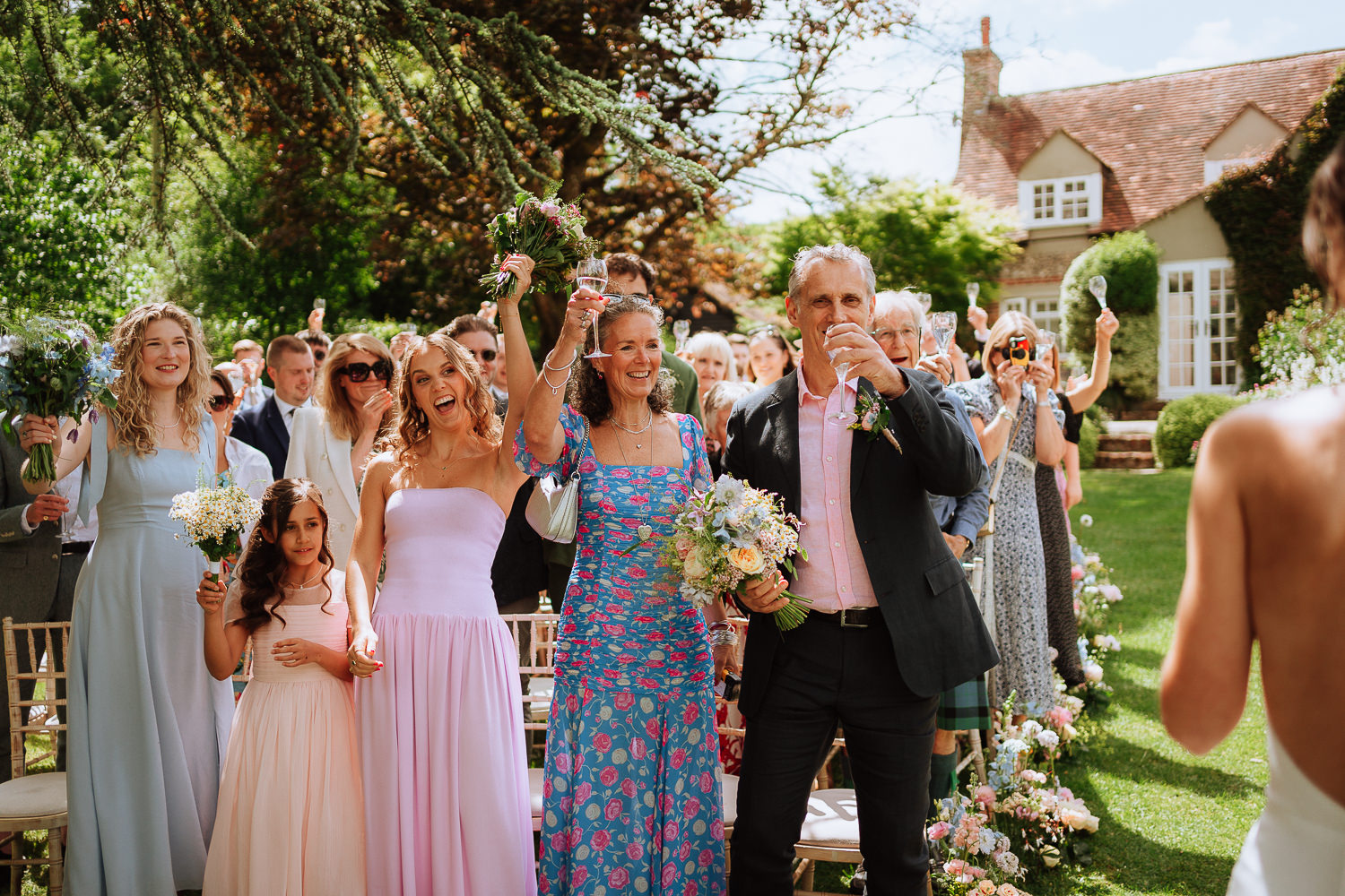 OLD LUXTERS BARN WEDDING PHOTOGRAPHY OXFORDSHIRE 008 OLD LUXTERS BARN WEDDING PHOTOGRAPHY OXFORDSHIRE 008